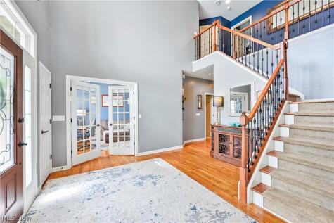 457 Cedarwood Road Avon Lake OH 44012