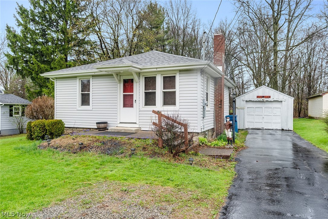 644 Goist Lane Girard OH 44420