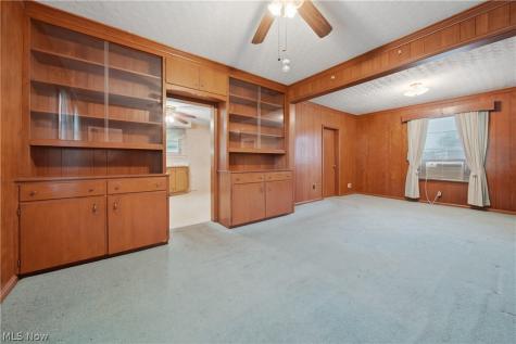 328 Portage Street NW North Canton OH 44720