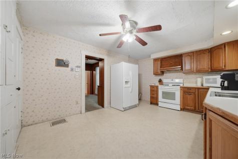 328 Portage Street NW North Canton OH 44720