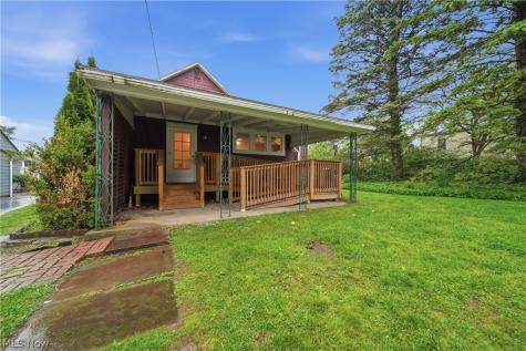328 Portage Street NW North Canton OH 44720