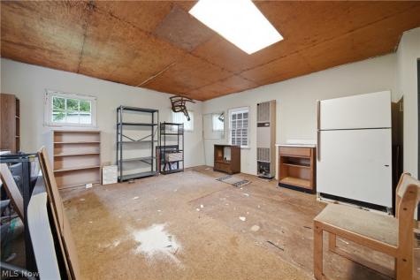328 Portage Street NW North Canton OH 44720