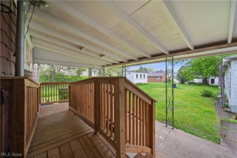 328 Portage Street NW North Canton OH 44720