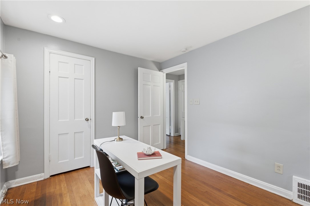 3556 Meadowbrook Boulevard Cleveland Heights OH 44118