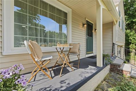 3556 Meadowbrook Boulevard Cleveland Heights OH 44118