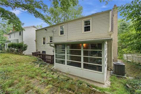 3556 Meadowbrook Boulevard Cleveland Heights OH 44118
