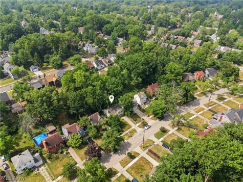 3556 Meadowbrook Boulevard Cleveland Heights OH 44118