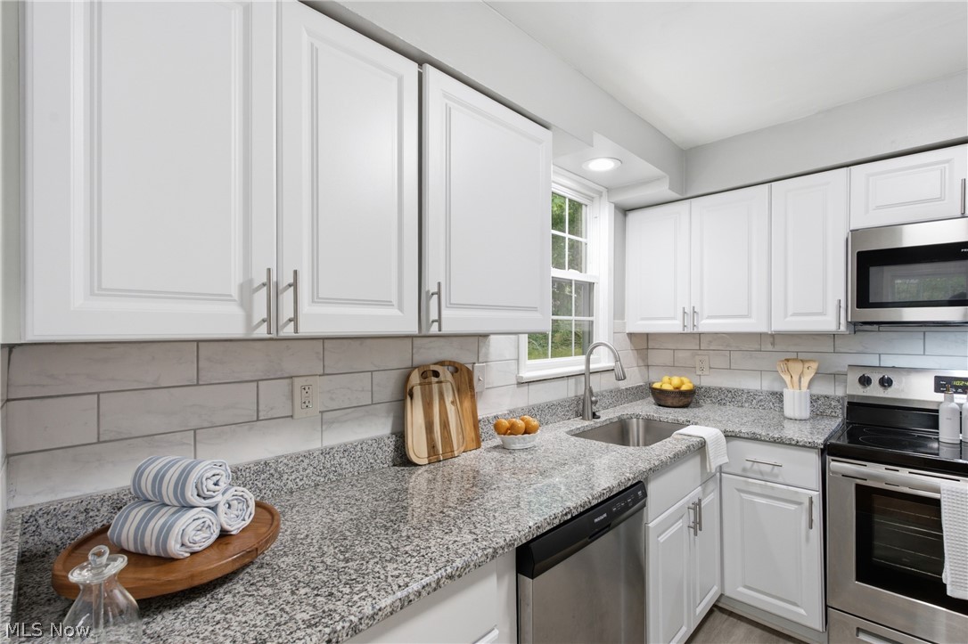 3556 Meadowbrook Boulevard Cleveland Heights OH 44118
