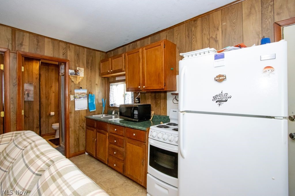 189 Billiar Street Wooster OH 44691