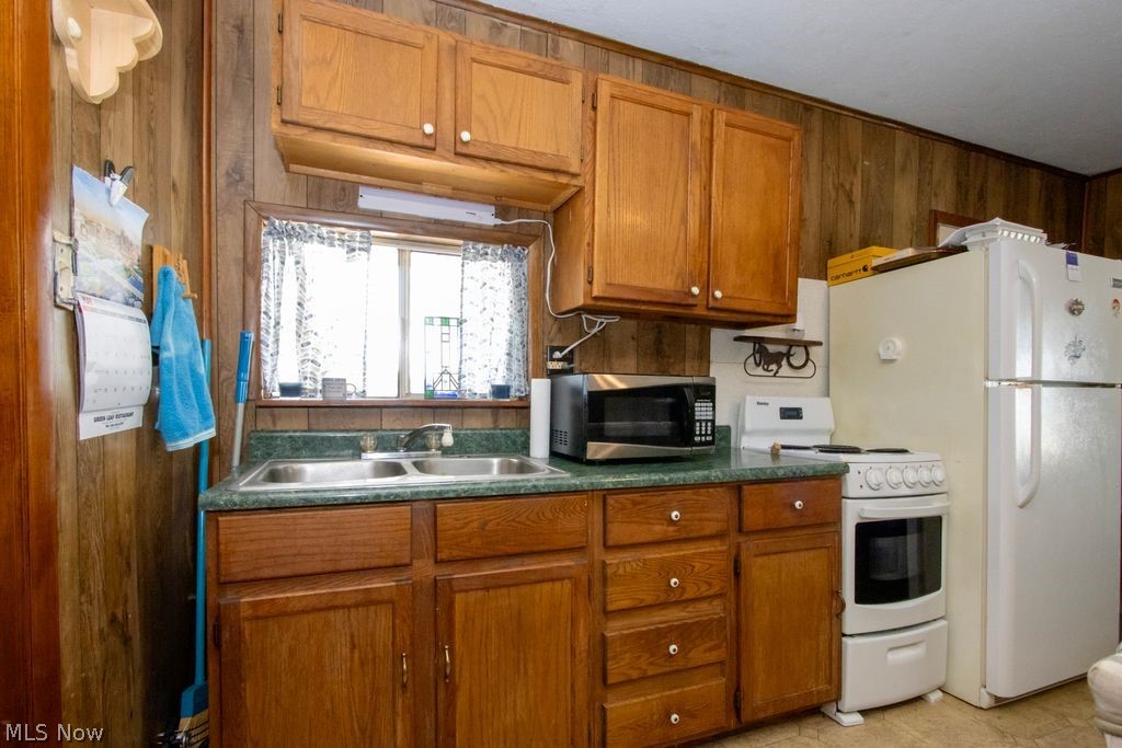 189 Billiar Street Wooster OH 44691