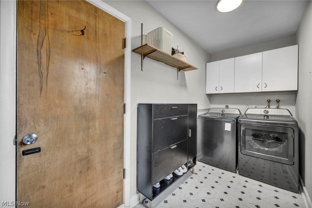 28523 Holly Drive North Olmsted OH 44070