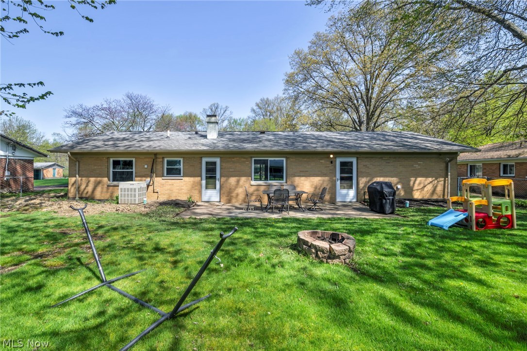 28523 Holly Drive North Olmsted OH 44070