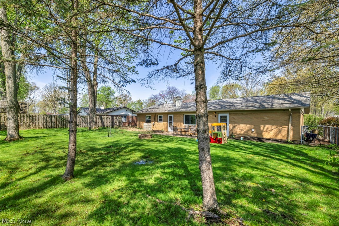 28523 Holly Drive North Olmsted OH 44070