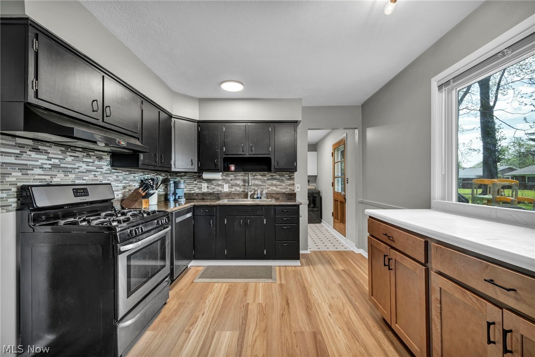 28523 Holly Drive North Olmsted OH 44070
