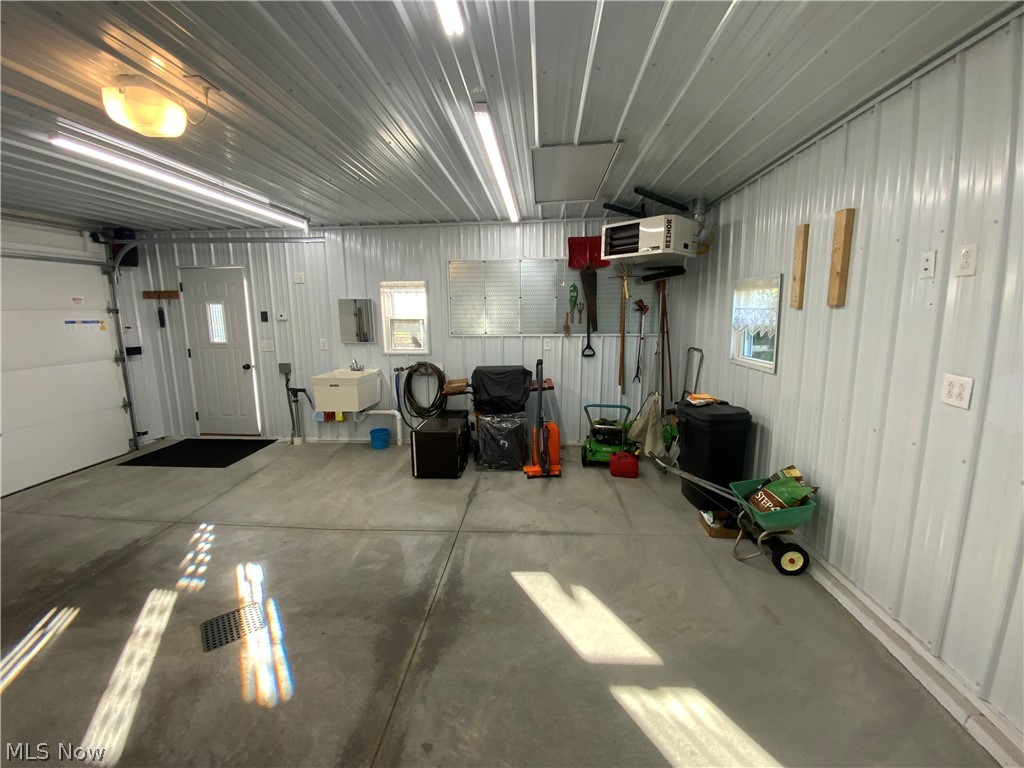 408 Stewart Avenue NE Carrollton OH 44615