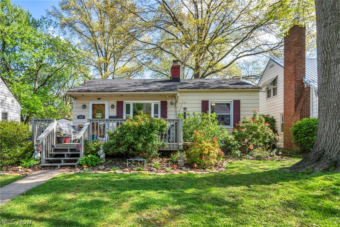 312 Linwood Street Cuyahoga Falls OH 44221