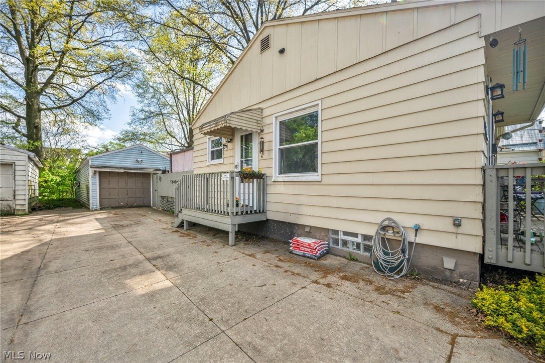 312 Linwood Street Cuyahoga Falls OH 44221