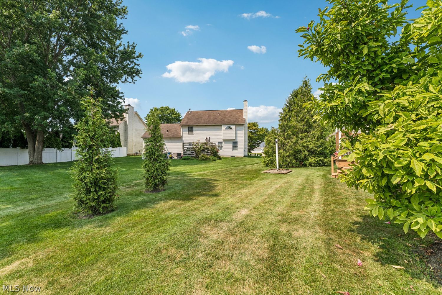 115 Pembridge Court Sheffield Lake OH 44054