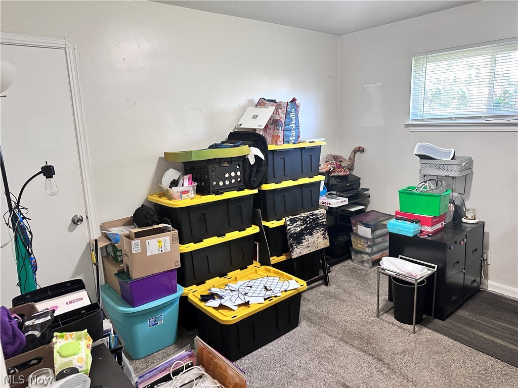 4133 Busa Oval Warrensville Heights OH 44128