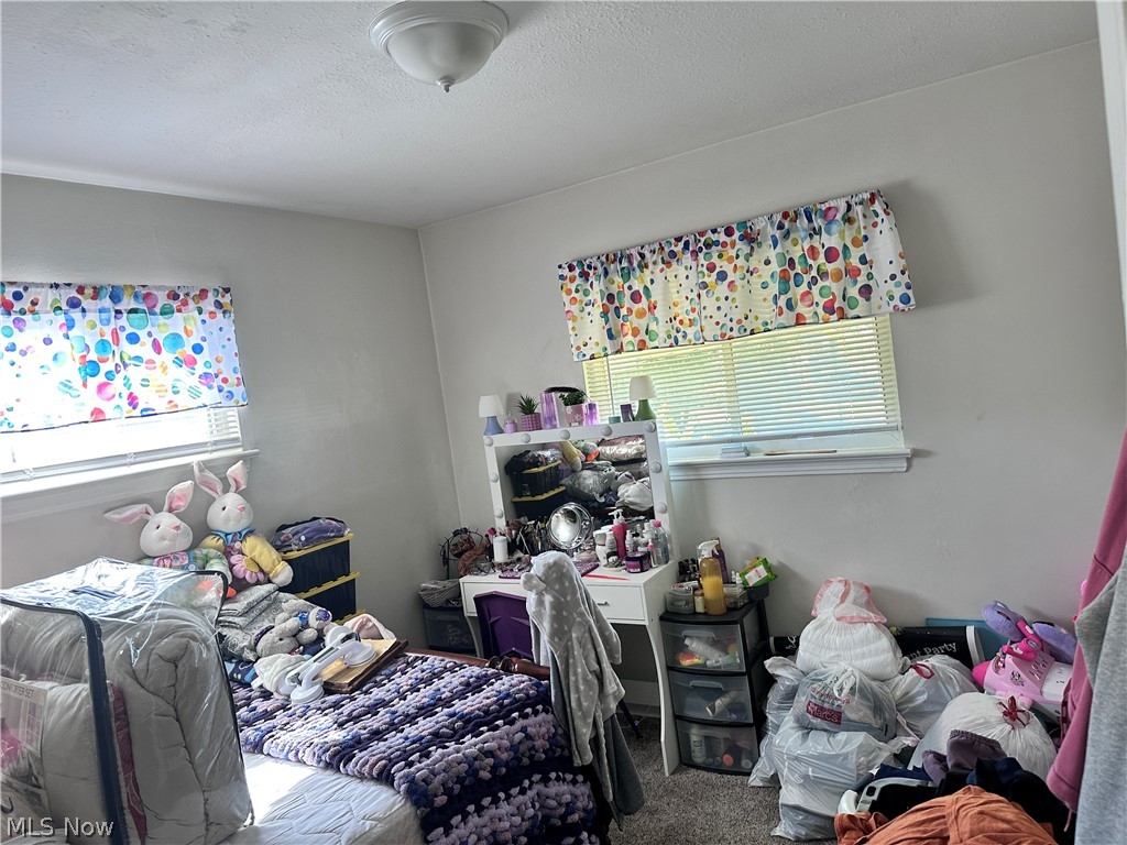 4133 Busa Oval Warrensville Heights OH 44128