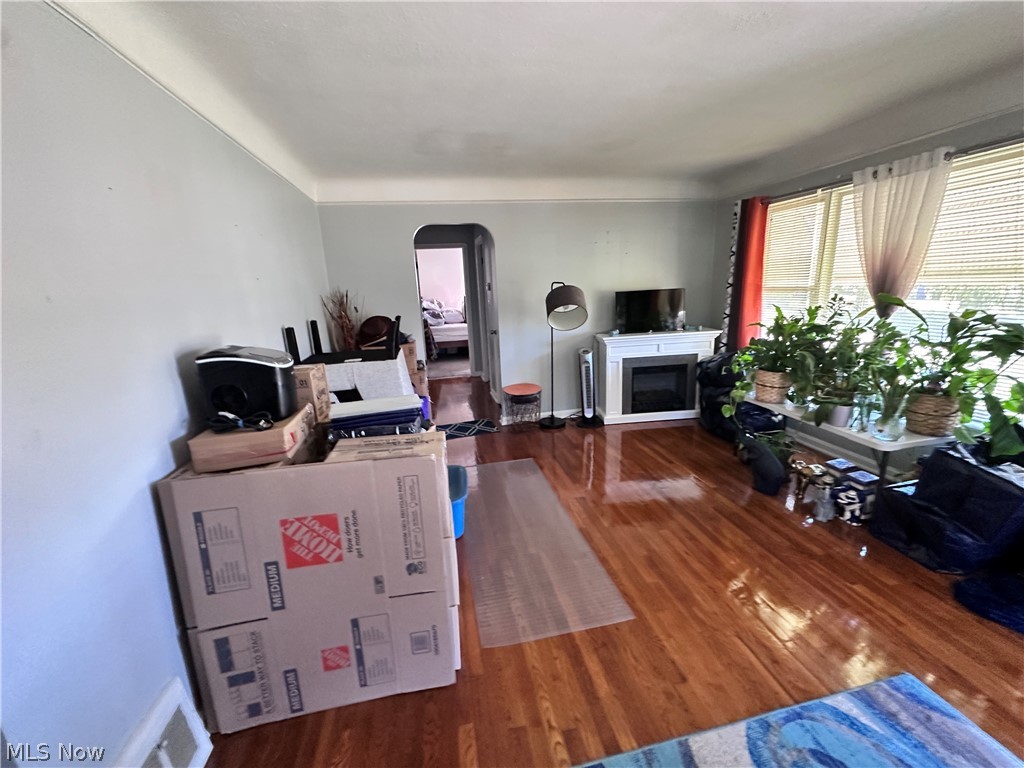 4133 Busa Oval Warrensville Heights OH 44128