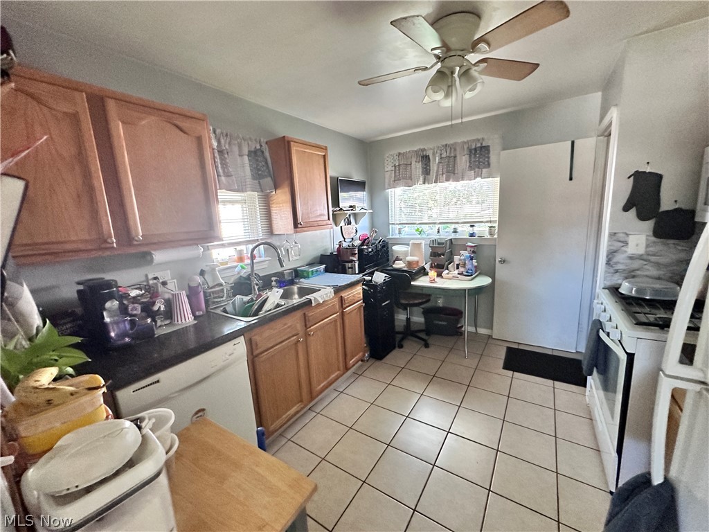 4133 Busa Oval Warrensville Heights OH 44128