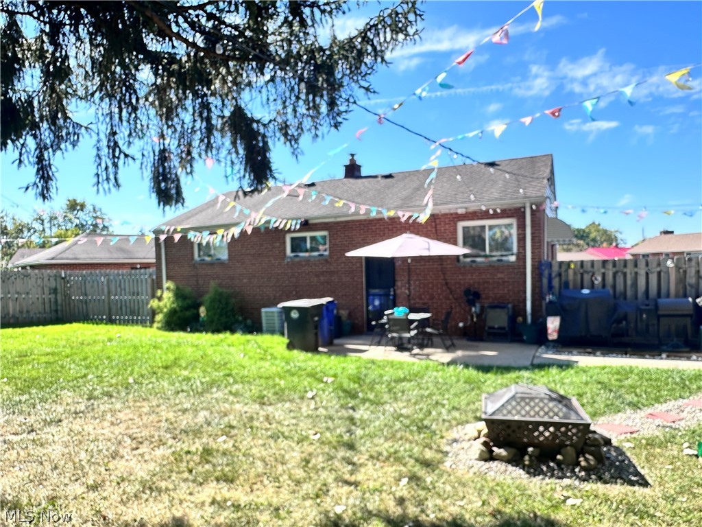 4133 Busa Oval Warrensville Heights OH 44128