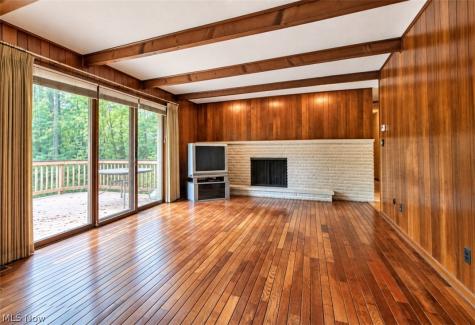 7009 Edgerton Road North Royalton OH 44133