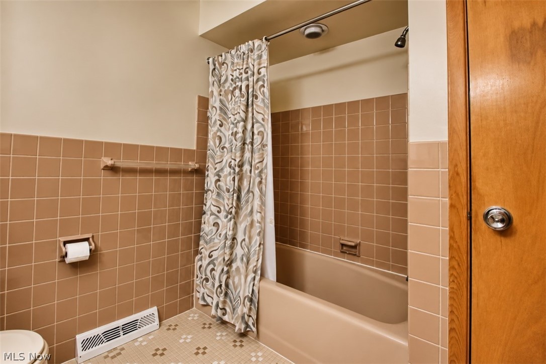 7009 Edgerton Road North Royalton OH 44133