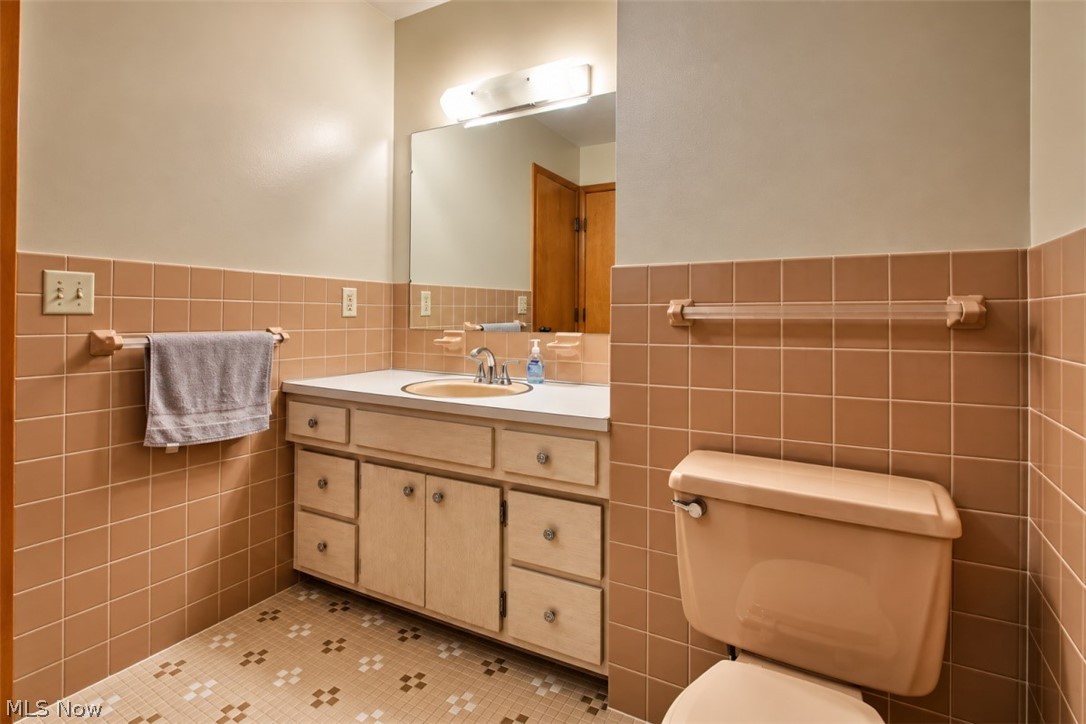 7009 Edgerton Road North Royalton OH 44133