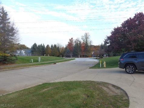 7855 Arbor Park Drive Parma OH 44134