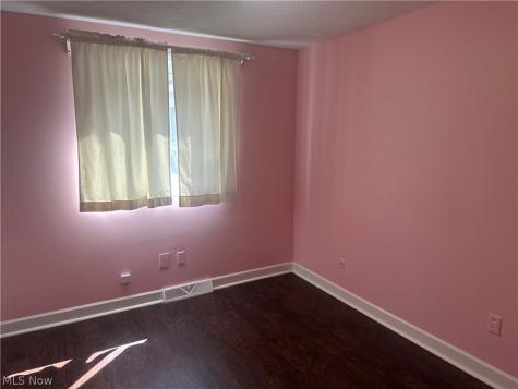 6425 Woodmoor Avenue NW Canton OH 44718