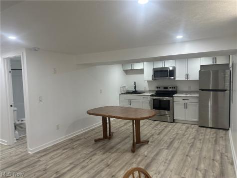 6425 Woodmoor Avenue NW Canton OH 44718