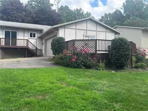 6425 Woodmoor Avenue NW Canton OH 44718