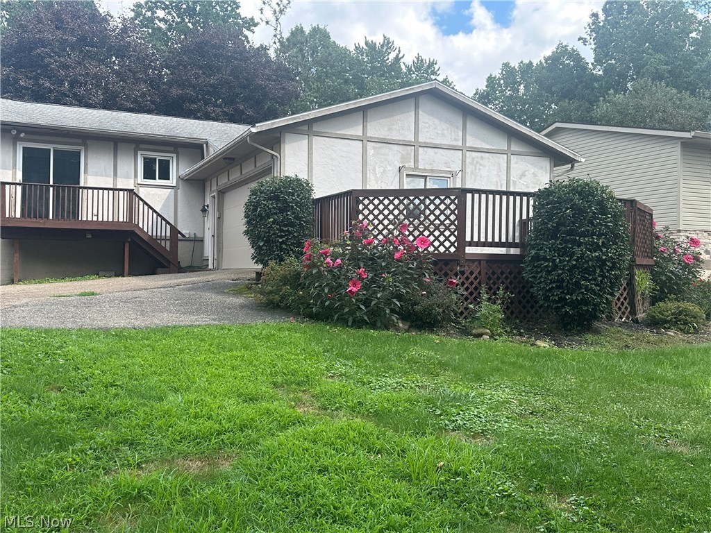 6425 Woodmoor Avenue NW Canton OH 44718