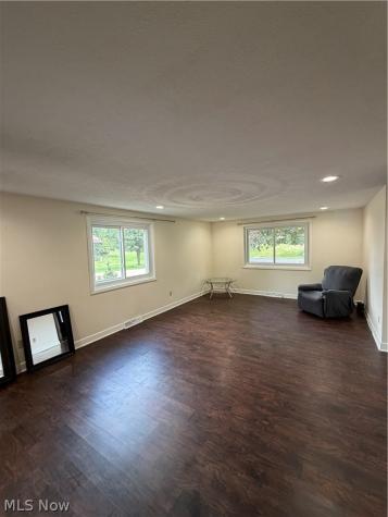 6425 Woodmoor Avenue NW Canton OH 44718