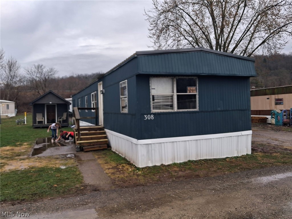 308 Bedford Avenue Cambridge OH 43725