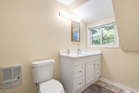 16210 Snow Road Burton OH 44021