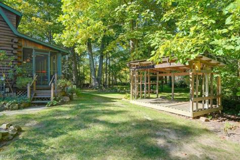 16210 Snow Road Burton OH 44021