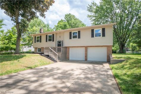 1108 Maple Street Tallmadge OH 44278