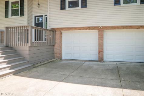 1108 Maple Street Tallmadge OH 44278
