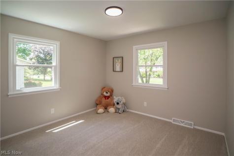 1108 Maple Street Tallmadge OH 44278