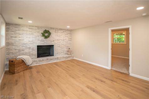 1108 Maple Street Tallmadge OH 44278