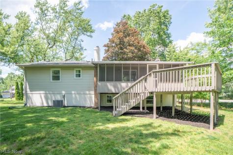1108 Maple Street Tallmadge OH 44278