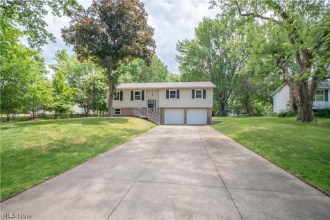 1108 Maple Street Tallmadge OH 44278