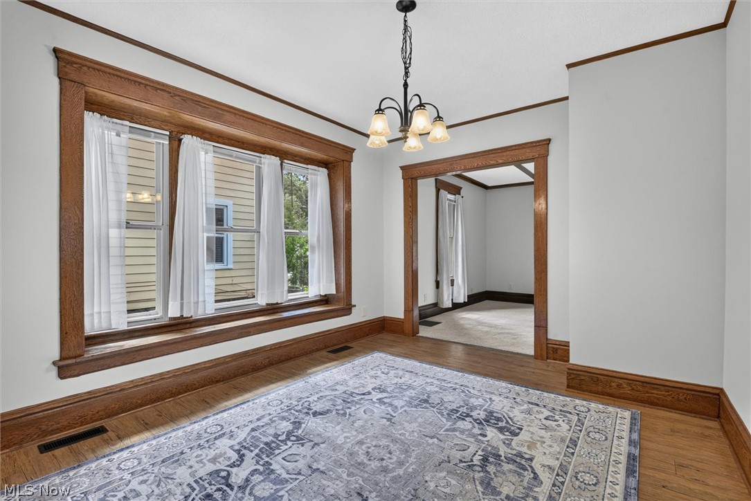 405 Silver Street Akron OH 44303