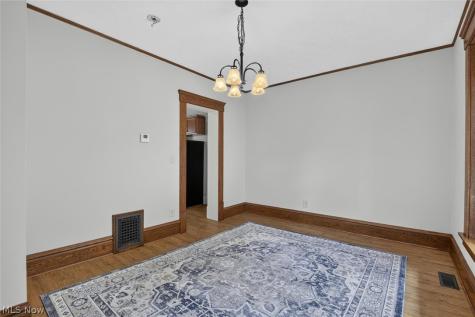 405 Silver Street Akron OH 44303