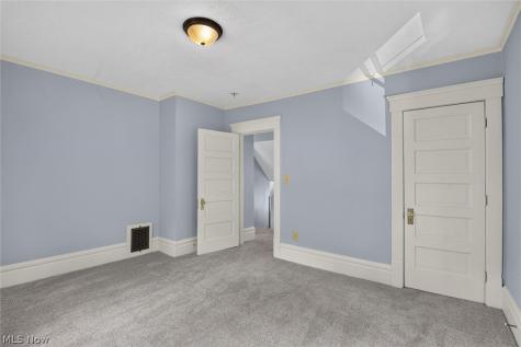 405 Silver Street Akron OH 44303