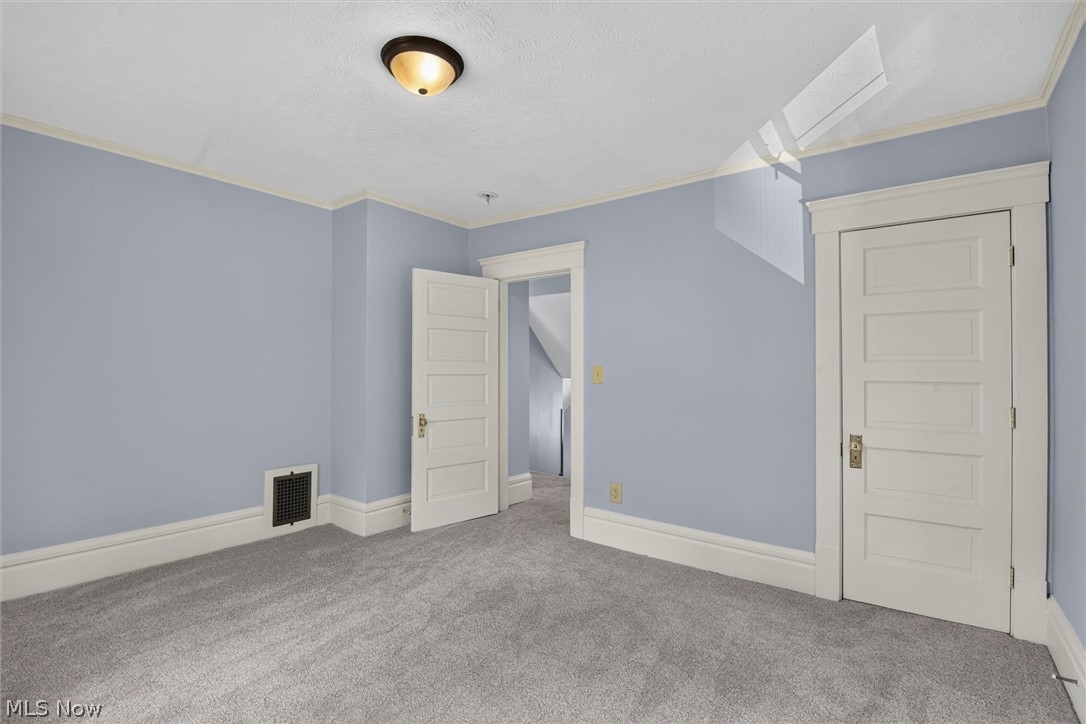 405 Silver Street Akron OH 44303