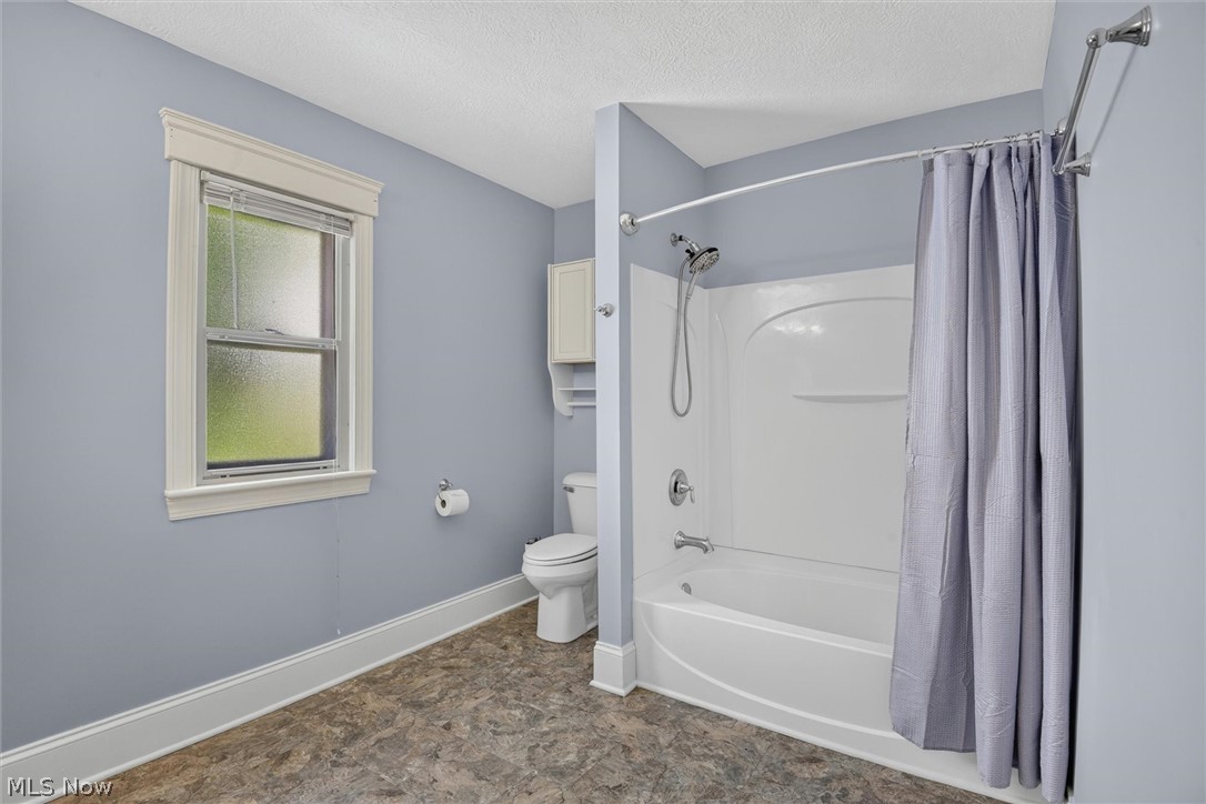 405 Silver Street Akron OH 44303